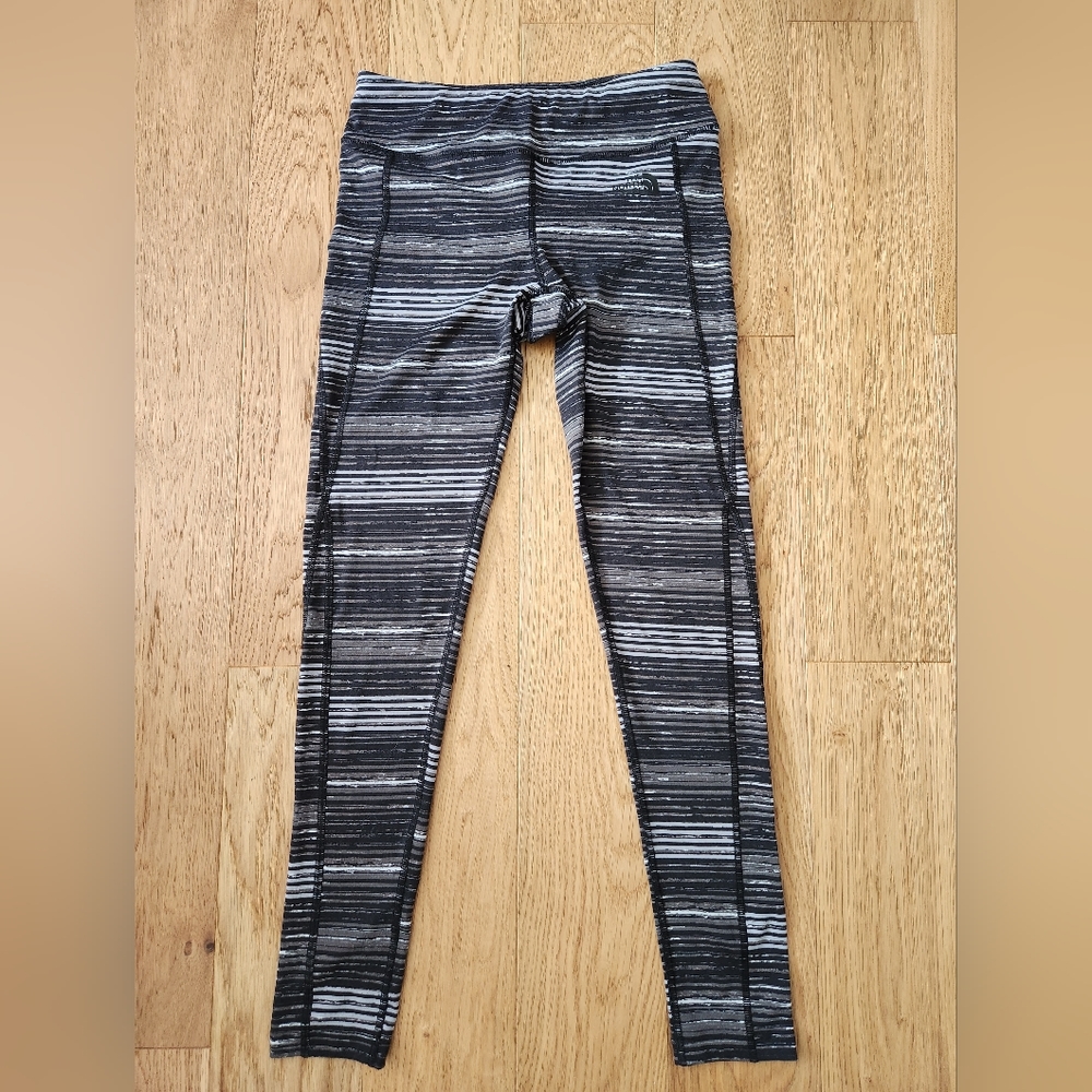 The North Face leggings size small